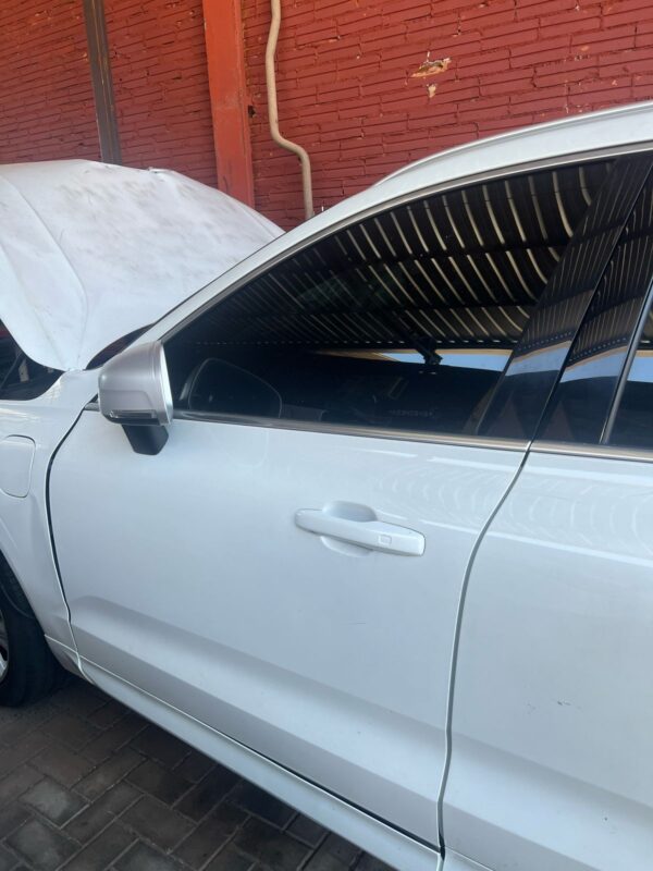 Porta Dianteira Esquerda Volvo Xc60 2018 2019 2020 - Imagem 6