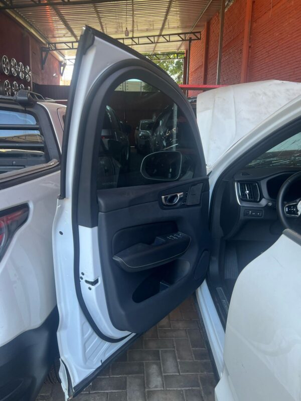 Porta Dianteira Esquerda Volvo Xc60 2018 2019 2020 - Imagem 9