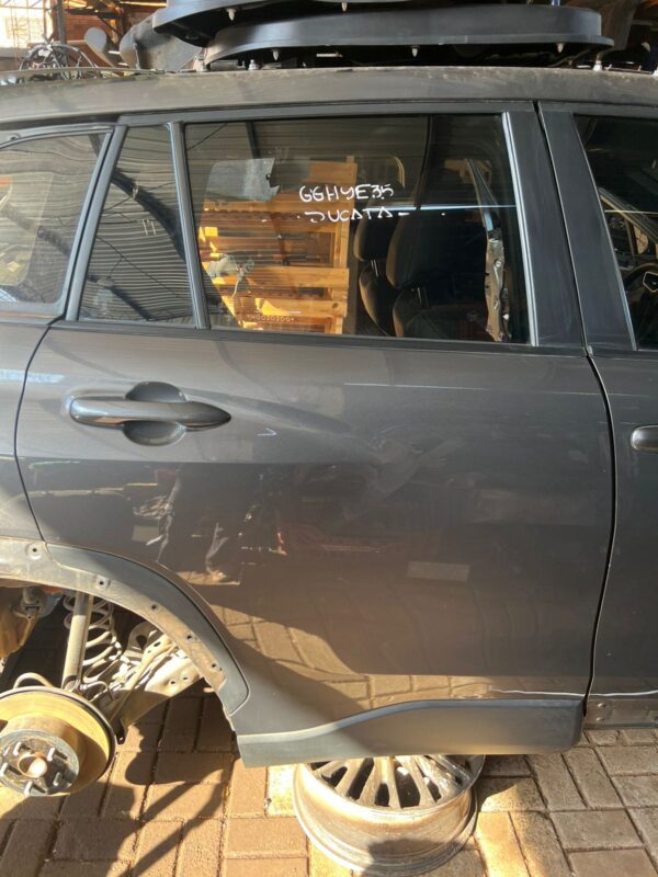 Porta Traseira Direita Corolla Cross 2021 2022 2023 2024 - Imagem 5