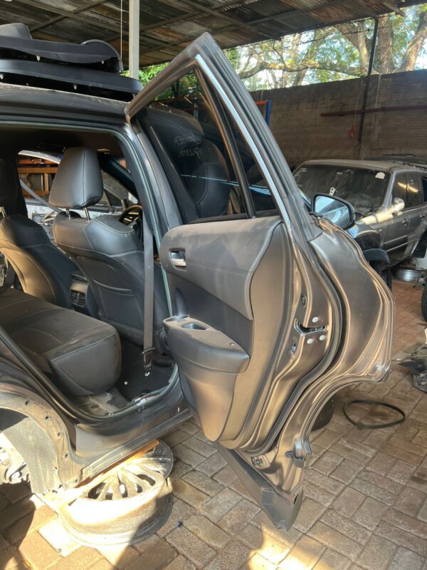 Porta Traseira Direita Corolla Cross 2021 2022 2023 2024 - Imagem 7